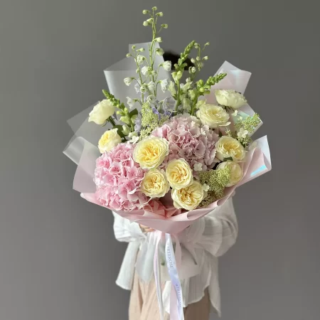 Нежный букет Пузырьки розового шампанского