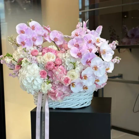 Flowers in basket XL